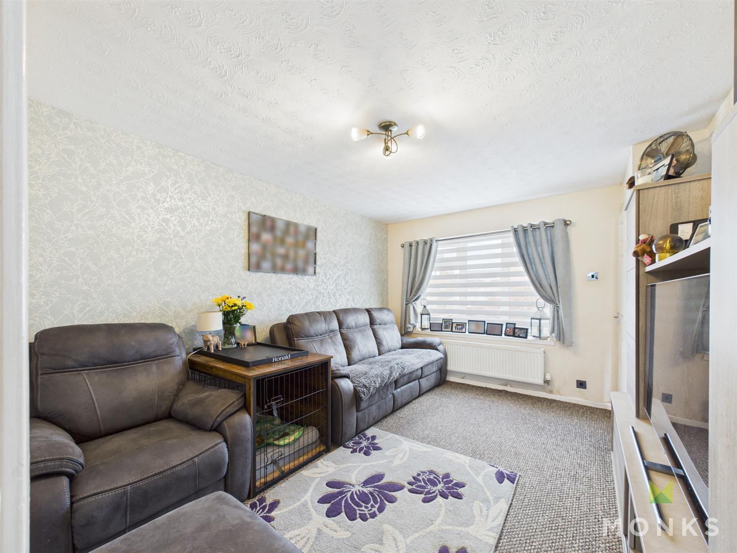 77 Balmoral Crescent, Oswestry, SY11 2XH For Sale